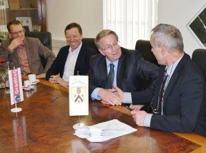 Podpis pogodbe za gradnjo dodatnih prostorov šole v Komendi4